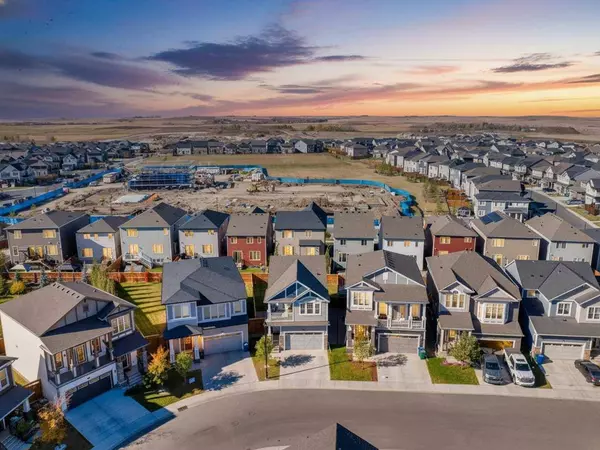 158 Osborne Common SW, Airdrie, AB T4B 5G7