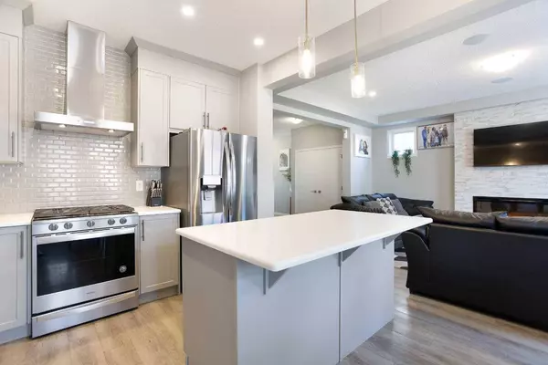 158 Osborne Common SW, Airdrie, AB T4B 5G7