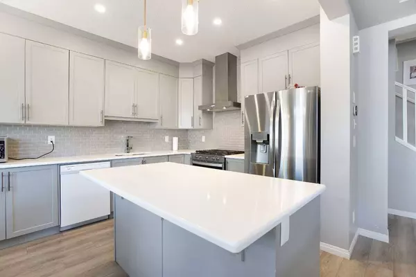 158 Osborne Common SW, Airdrie, AB T4B 5G7