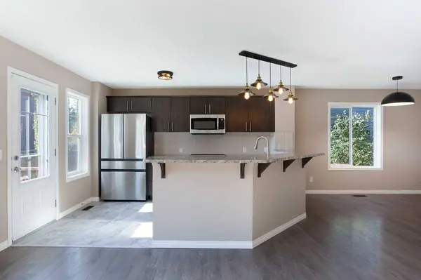 209 Viewpointe TER, Chestermere, AB T1X 0P9