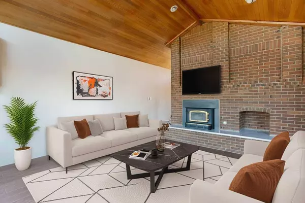 11 Georgian EST, Rural Rocky View County, AB T1Z 0K1