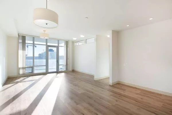 530 12 AVE SW #1006, Calgary, AB T2R 0B1