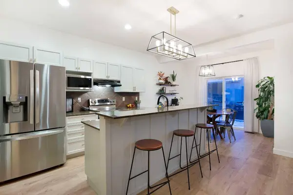 1020 Prairie Springs HL SW, Airdrie, AB T4B 0E9