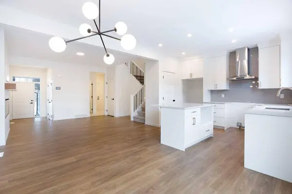 65 Creekside Passage SW, Calgary, AB T2X 5V6