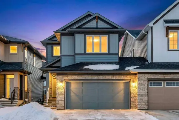 53 Creekside Passage SW, Calgary, AB T2X 5V6