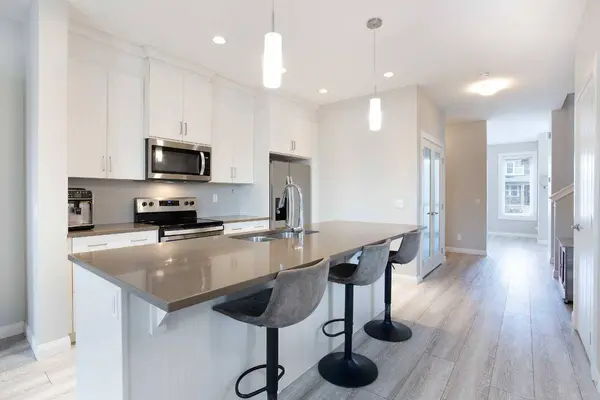 46 Evanston HL NW, Calgary, AB T3P 1J6