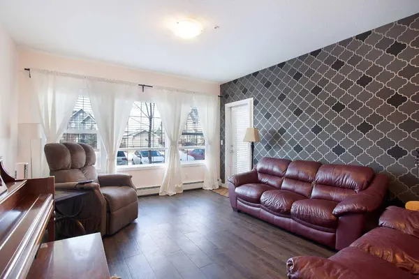 200 Cranfield Common SE #103, Calgary, AB T3M 1S2