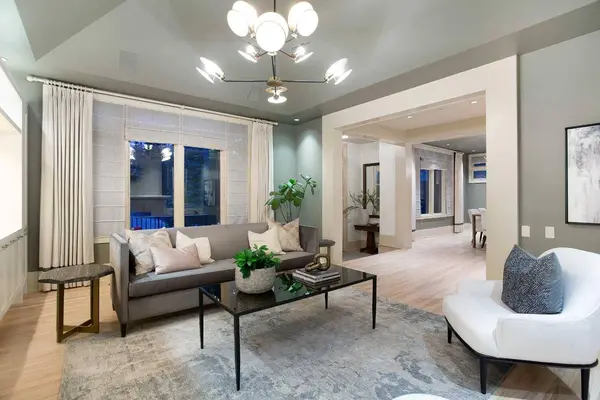 812 Rideau RD SW, Calgary, AB T2S 0R6