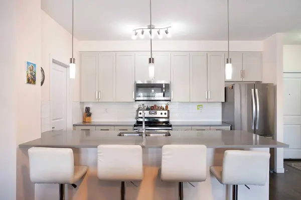 200 Cranfield COMMON SE #103, Calgary, AB T3M 1S2