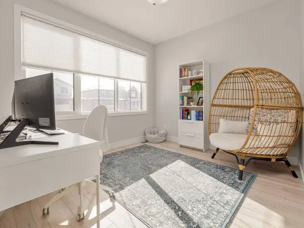 4359 Fairmont Gate S, Lethbridge, AB T1K 8J3