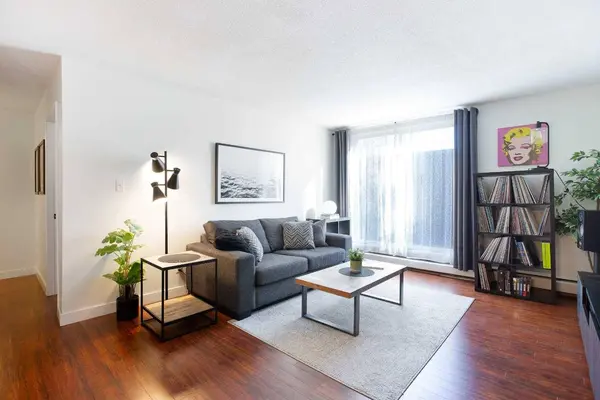 80 Galbraith DR SW #22C, Calgary, AB T3E 4Z6