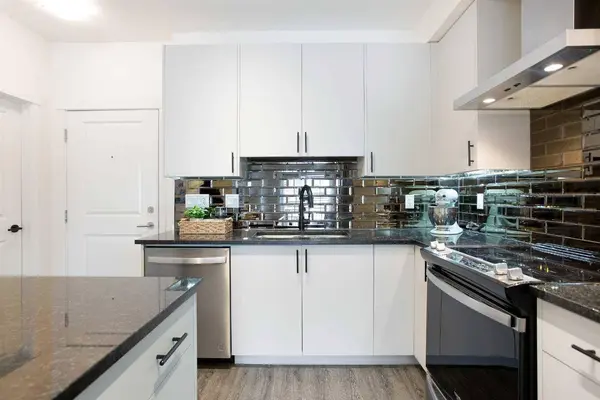 151 Legacy Main ST SE #8119, Calgary, AB T2X 5C7