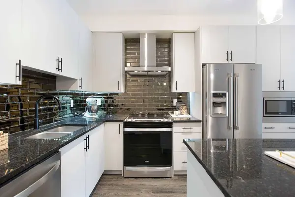 151 Legacy Main ST SE #8119, Calgary, AB T2X 5C7