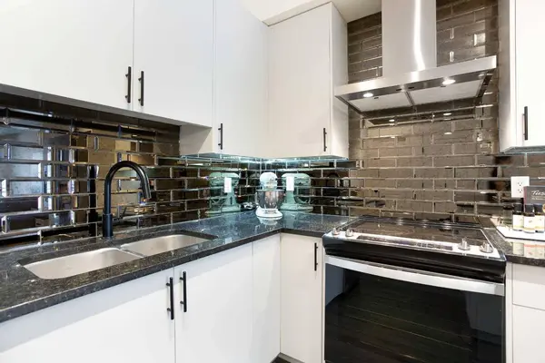 151 Legacy Main ST SE #8119, Calgary, AB T2X 5C7