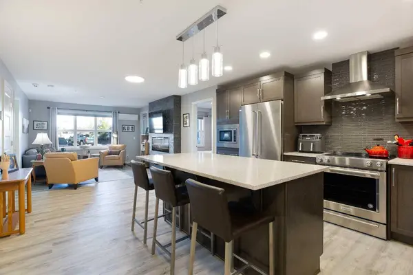 10 Market BLVD SE #2102, Airdrie, AB T4A 0W8