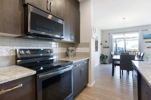 63 Heritage CT, Cochrane, AB T4C 2N5