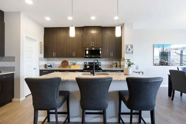 63 Heritage CT, Cochrane, AB T4C 2N5