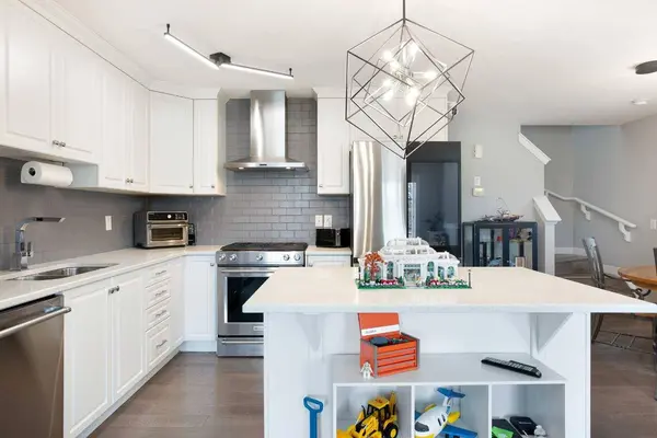 4104 Windsong BLVD SW, Airdrie, AB T4B 4A2