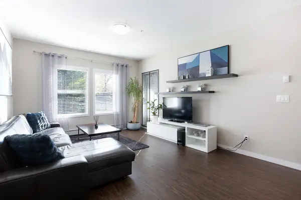 200 Cranfield Common SE #112, Calgary, AB T3M 1S2