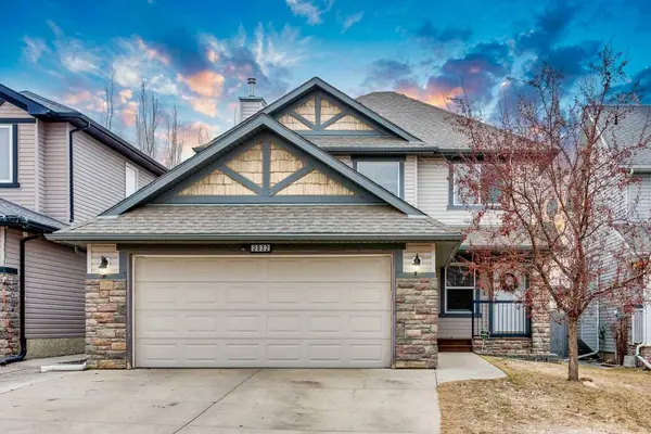 2832 Coopers MNR SW, Airdrie, AB T4B 3J7