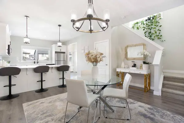 382 Hillcrest RD SW, Airdrie, AB T4B 4T9