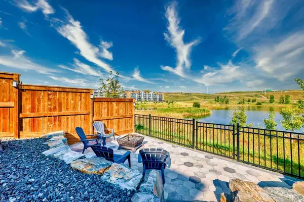 152 Cranbrook GDNS SE, Calgary, AB T3M 3K6