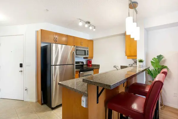 60 Panatella ST NW #4310, Calgary, AB T3K 0M4