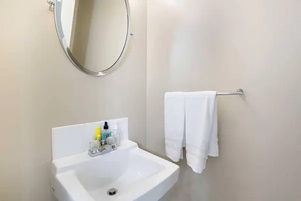 354 Brae Glen RD SW, Calgary, AB T2W 1B6