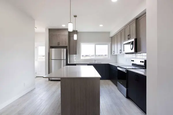 313 Cobblestone Gate SW, Airdrie, AB T4B 5W4