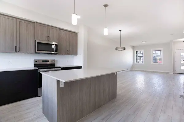 313 Cobblestone Gate SW, Airdrie, AB T4B 5W4