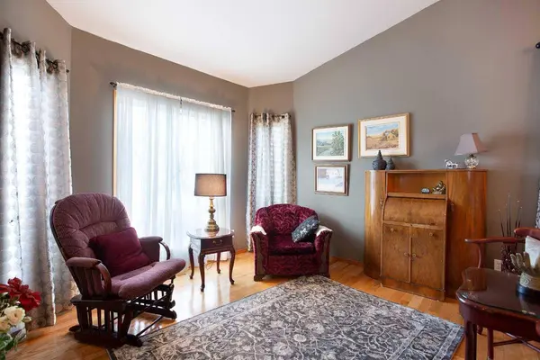110 Arbour Ridge HTS NW, Calgary, AB T3G 3Z1