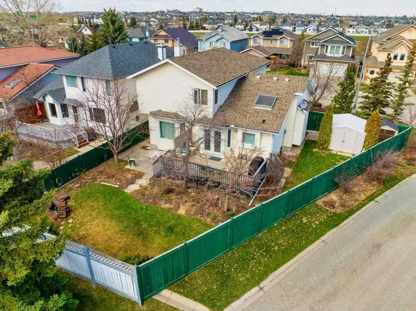 110 Arbour Ridge HTS NW, Calgary, AB T3G 3Z1