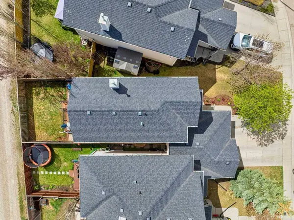 30 Cranwell Common SE, Calgary, AB T3M 0J4