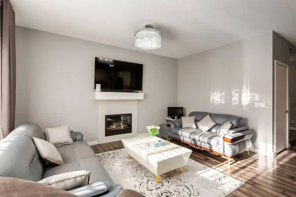 165 Bayside LOOP SW, Airdrie, AB T4B 3W7