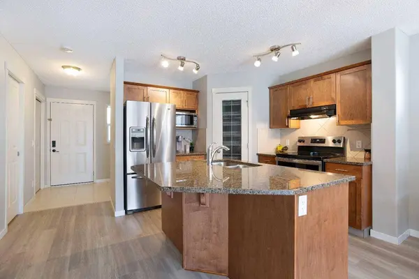 30 Cranwell Common SE, Calgary, AB T3M 0J4