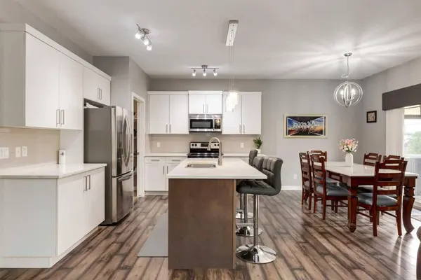 165 Bayside LOOP SW, Airdrie, AB T4B 3W7