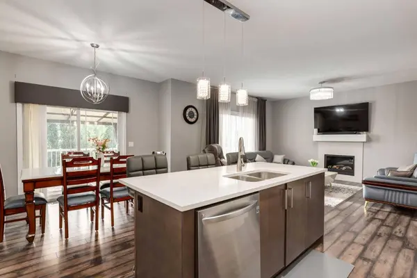 165 Bayside LOOP SW, Airdrie, AB T4B 3W7