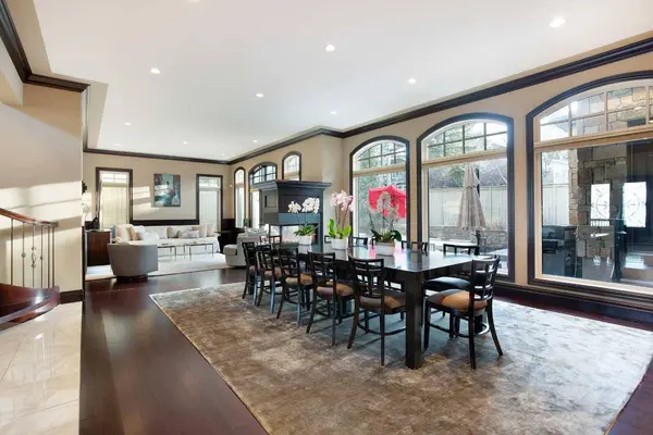 4315 14A ST SW, Calgary, AB T2T 3Y4