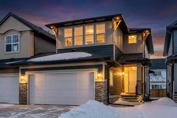 49 Creekside Passage SW, Calgary, AB T2X 5V6