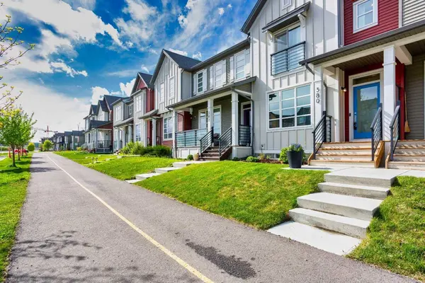 380 Belmont AVE SW, Calgary, AB T2X 4H8