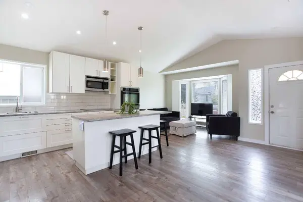 2420 Riverstone RD SE, Calgary, AB T2C 4E2
