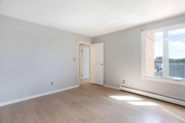 1414 5 ST SW #803, Calgary, AB T2R 0Y8