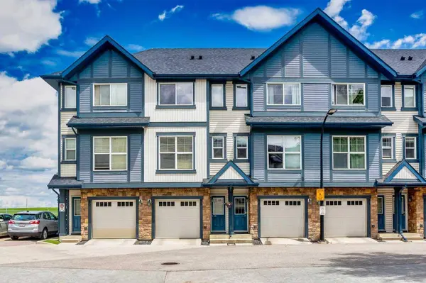 88 New Brighton PT SE, Calgary, AB T2Z 1B8