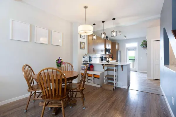 88 New Brighton PT SE, Calgary, AB T2Z 1B8
