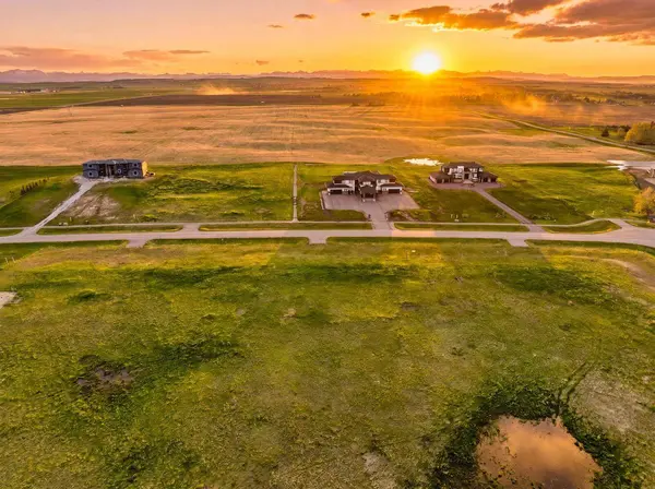 51 Aventerra WAY, Rural Rocky View County, AB T3Z 0A9