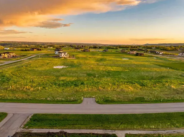 51 Aventerra WAY, Rural Rocky View County, AB T3Z 0A9