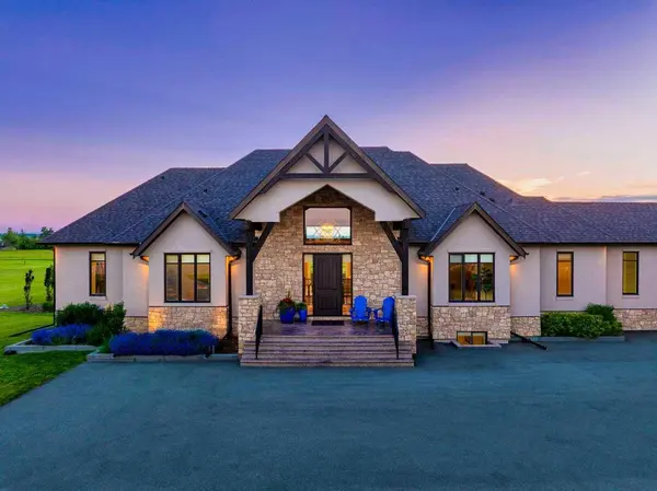 2 E Sunset Ridge DR, Rural Foothills County, AB T1S 5B7