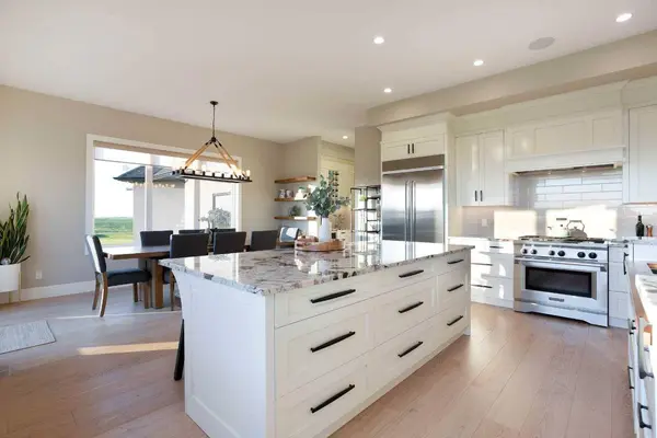 2 Sunset Ridge DR, Rural Foothills County, AB T1S 5B7
