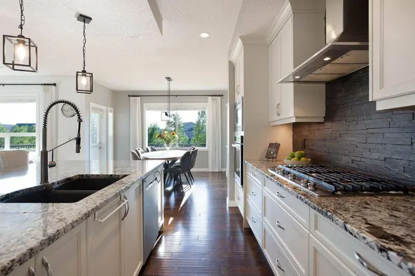 213 Kingsmere CV SE, Airdrie, AB T4A 0S1