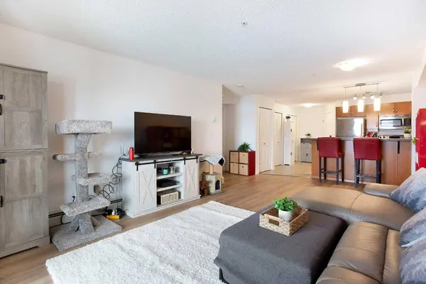 60 Panatella ST NW #4310, Calgary, AB T3K 0M4